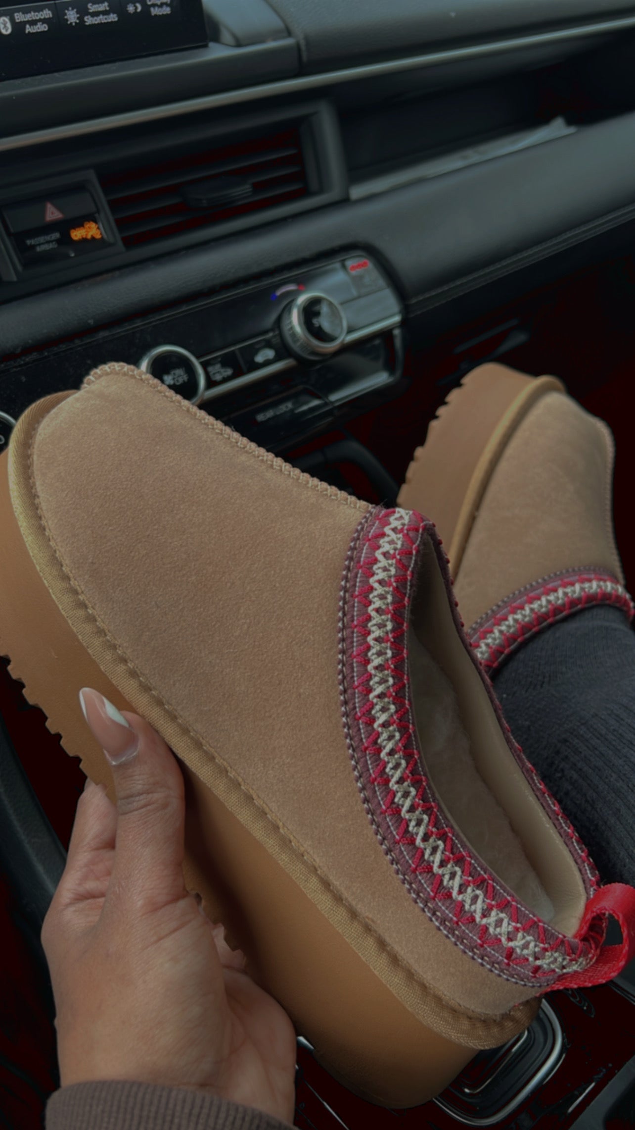Jocelyn Platform - Chestnut