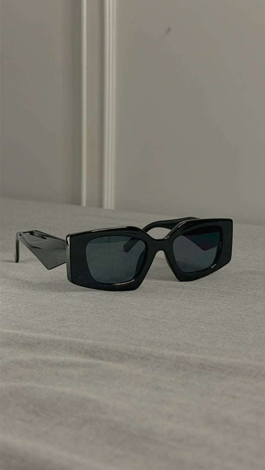 La Bella Sunglasses - Black